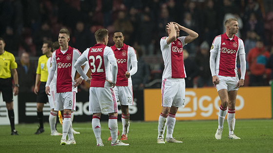 队都在努力 队都在努力