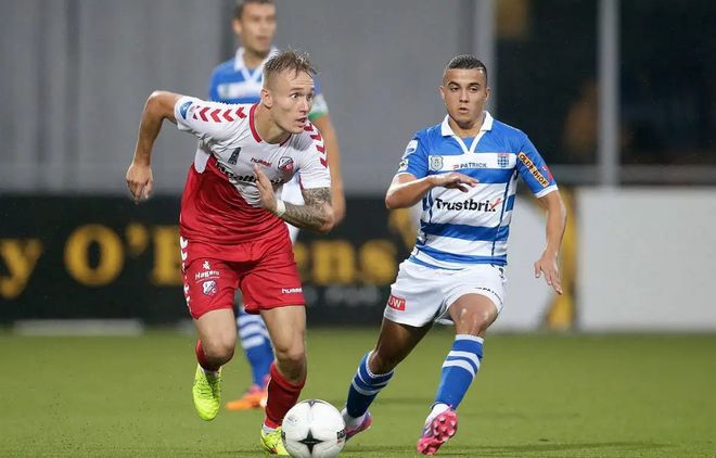 并帮助球队 并帮助球队