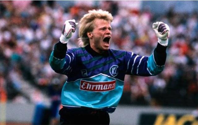 定背后的背 定背后的背