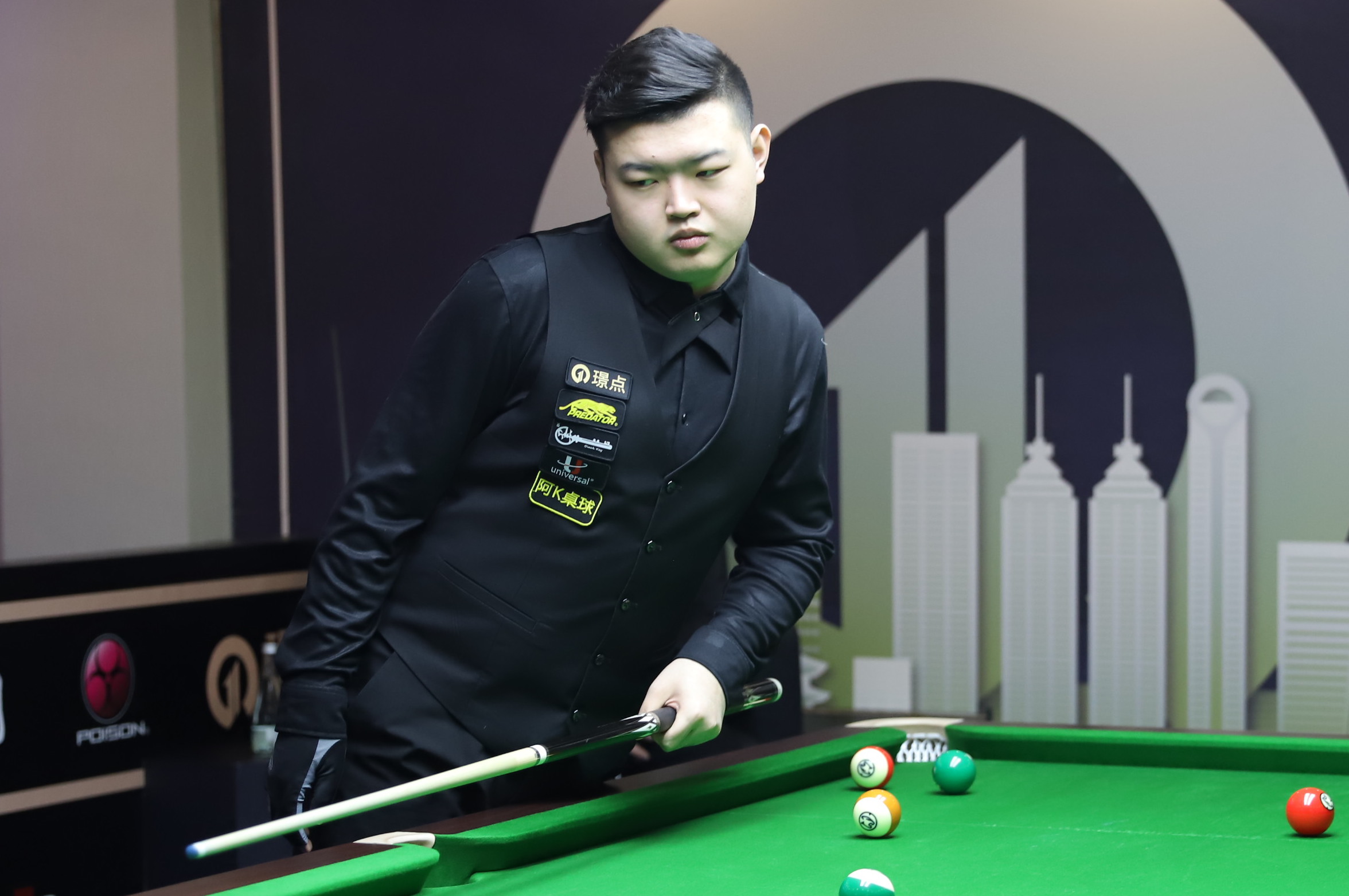 多人包夹中 多人包夹中